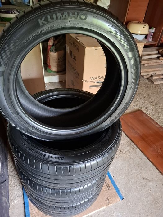 Шины KUMHO 235/45/R18