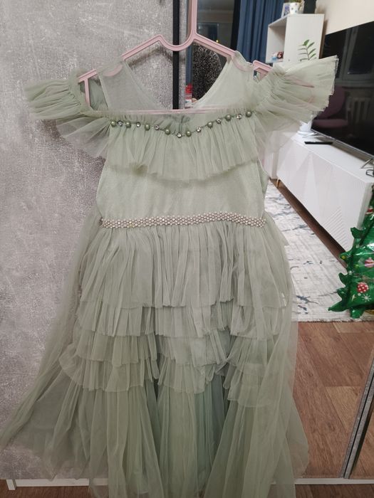 Платья, костюмы для девочки