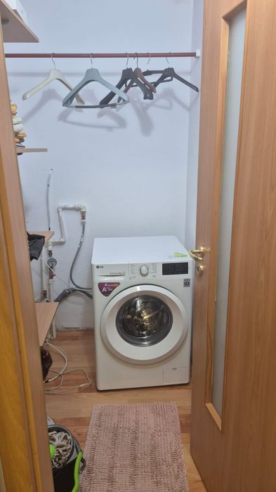 Apartament de închiriat,3 camere spațios – 90 mp, vedere parc, parcare