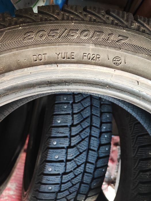 Шины зимние шипованные