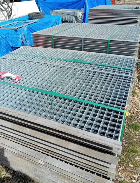 Gratare zincate galvanizate