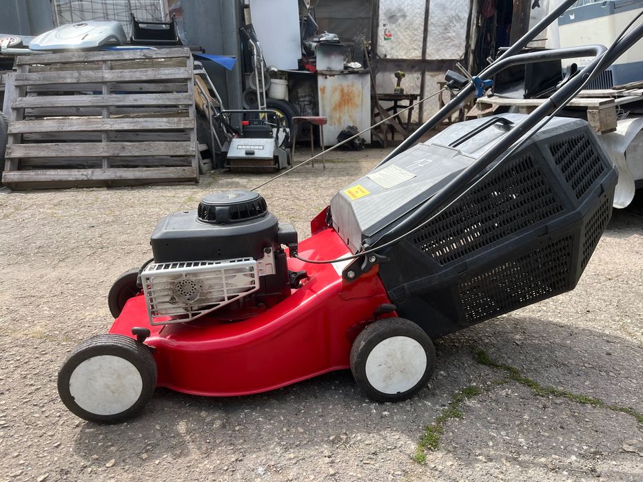 17: Моторна косачка Moutfield Briggs 4.0 hp