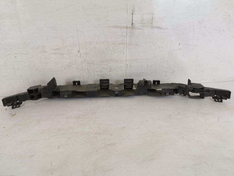 Абсорбатор на предна броня Дачия Логан 2 [фейслифт] Сандеро 2 Фейслифт