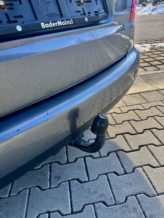 VW Touran 1.6 FSI / 7 locuri / 6+1 /