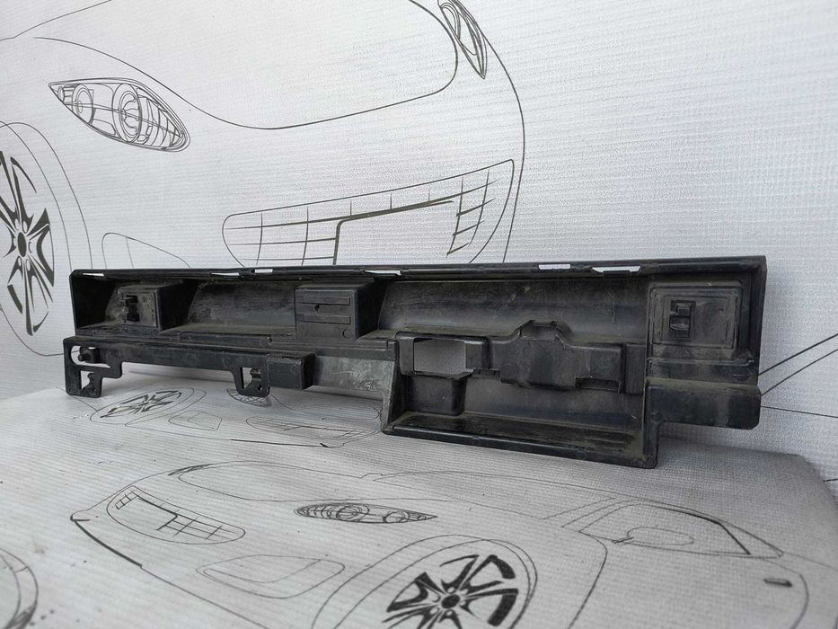 Suport Ghidaj Prag Lateral Dreapta BMW Seria 3 F30 F31 Pachet M 2013 / 2011-2019 Cod OEM 51777256918 (5B2)