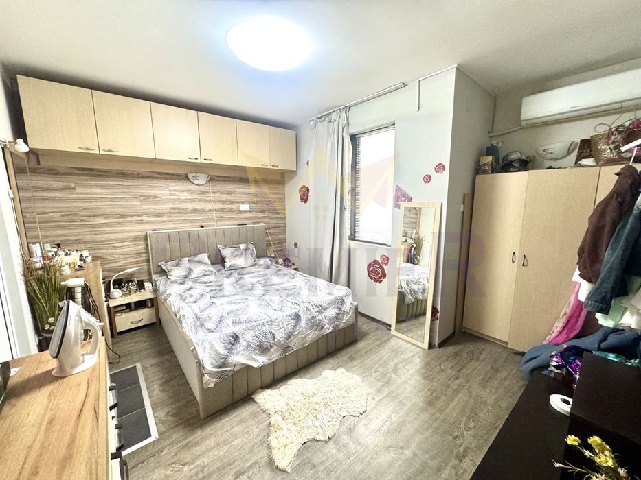 Продава се Къща в Варна, Възраждане 3 - 160 кв.м за 1938 €/кв.м - Снимка #1