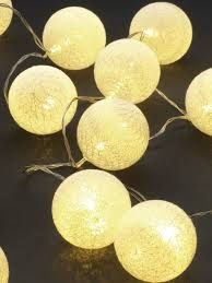 Instalatie ghirlanda LED lumina galbena 2700k