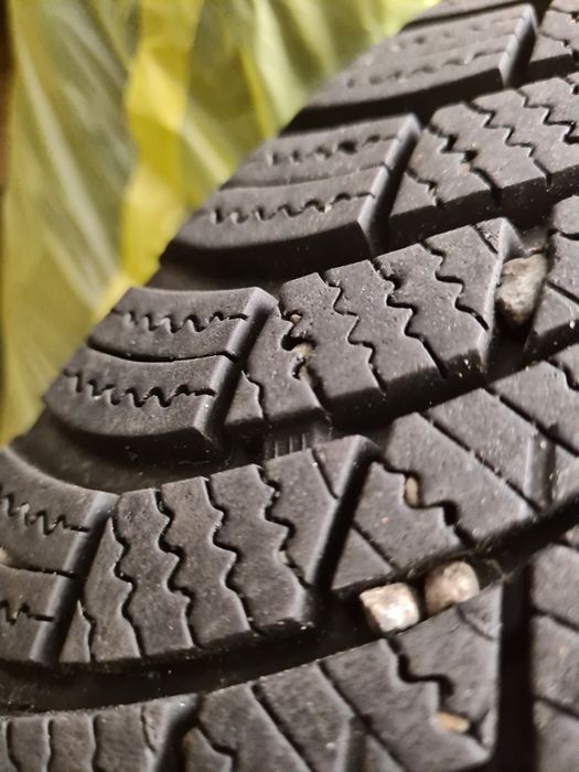 Anvelope 185/65/15 4buc