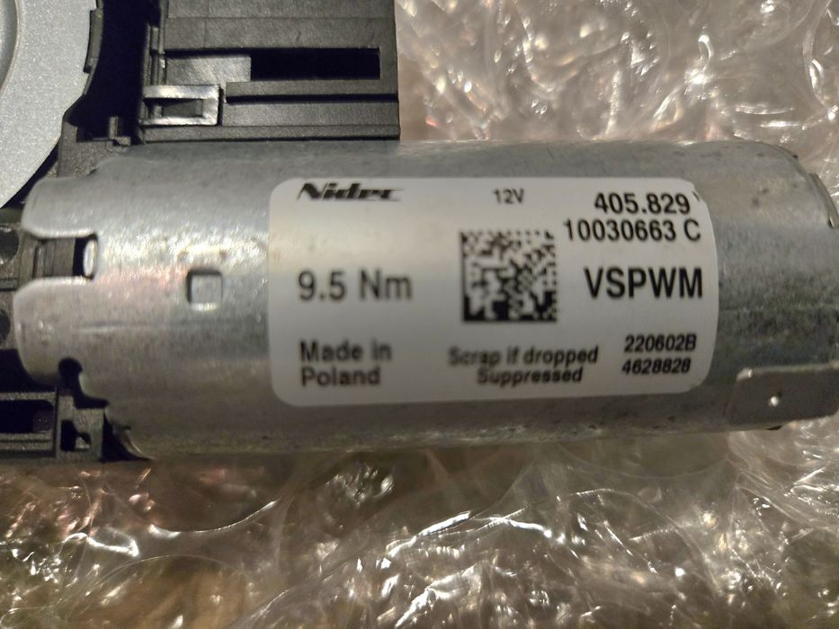 МЕРЦЕДЕС  W177 мотор за шибед 10030663C