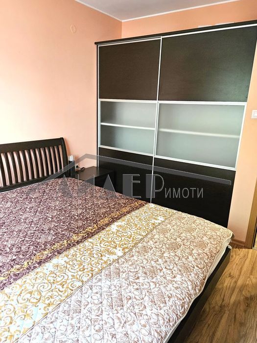 Дава се под наем Тристаен апартамент в Пловдив, Кършияка - 100 кв.м за 650 € - Снимка #6