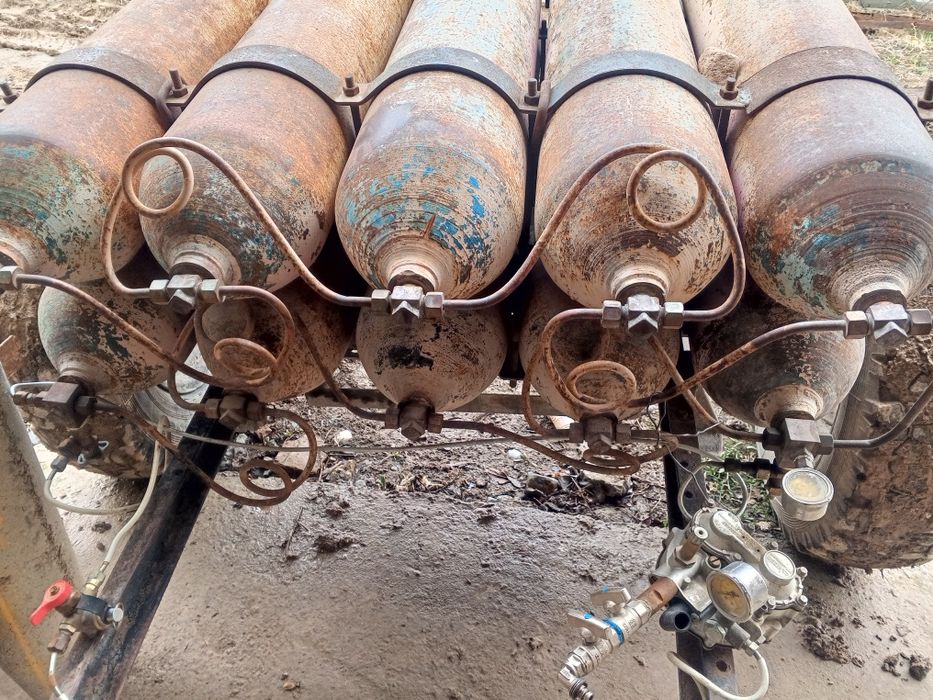 Metan balon sotiladi 10 tali katta balon