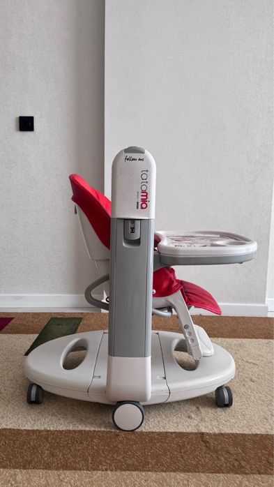 Качеля и стол для кормления