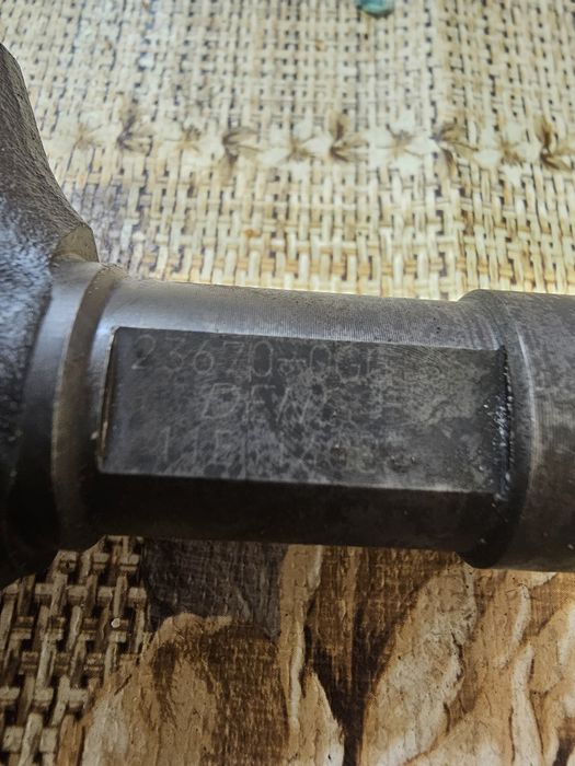 Дюзи за toyota Avensis