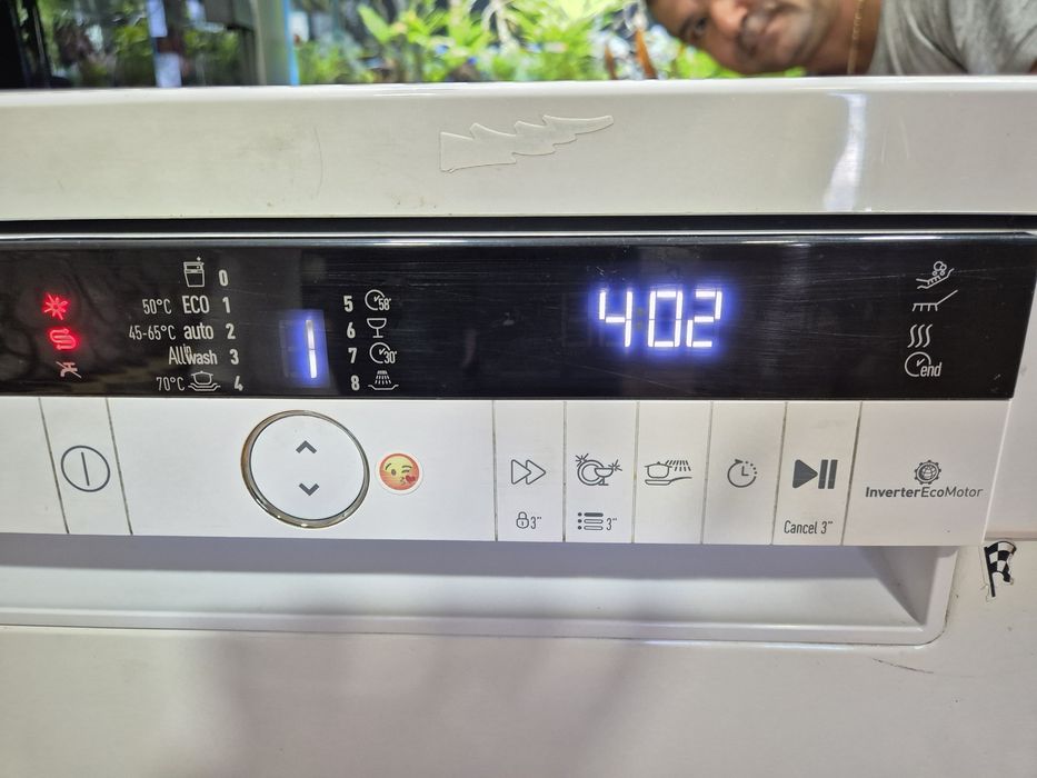 Съдомиялна машина Grundig