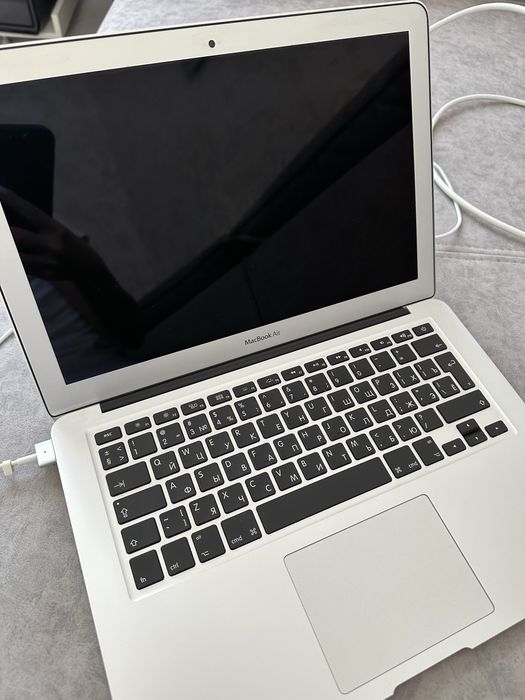 Macbook Air 13 2015г, 128 гб