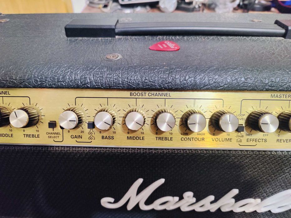 Amplif chita Marshall Bi Chorus 200, cabinet Marshall JCM900 Lead 1960