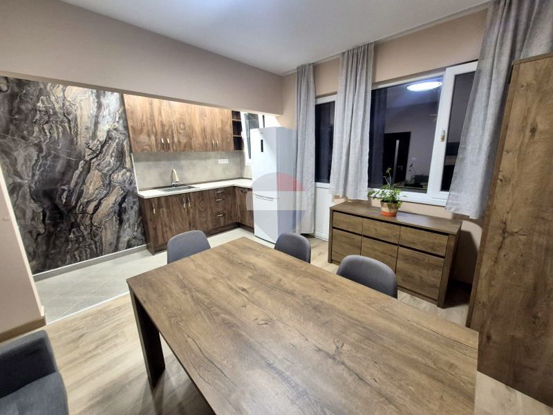 Дава се под наем Тристаен апартамент в Варна, Общината - 78 кв.м за 850 € - Снимка #6