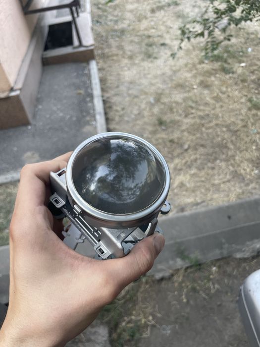 Продам линзы на фару для автомобиля