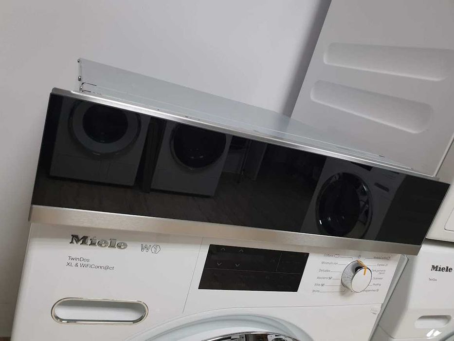 Miele Подгряващо Чекмедже без Дръжка за Вграждане в Кухня 14 cm