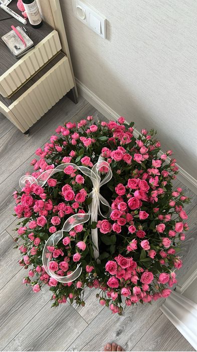 Цветы, свежие покупайте