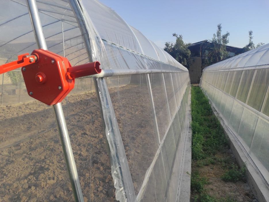 Arzon Issiqxona Komplektlari sotiladi