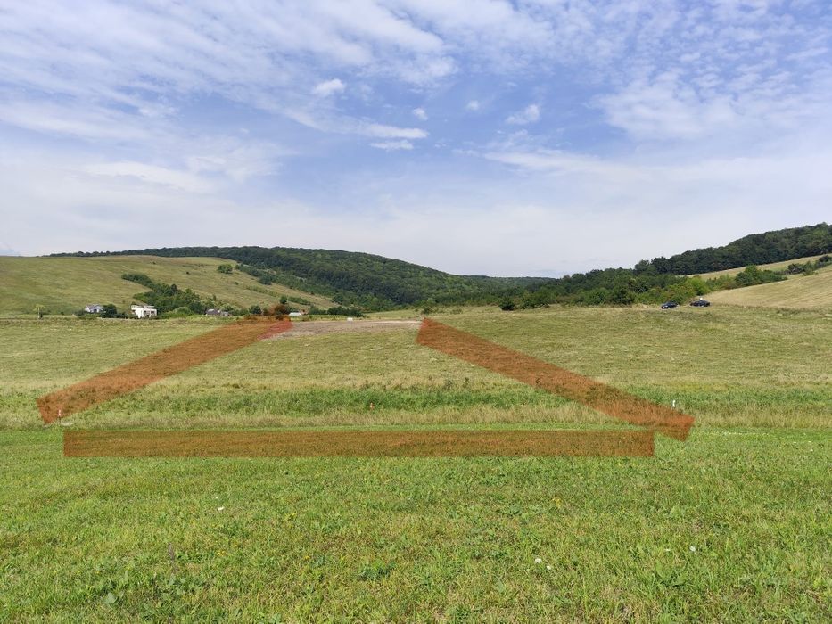 Teren construibil intravilan 5.000 mp parcelat în 2400mp + 2000mp cu drum- Piatra Neamț