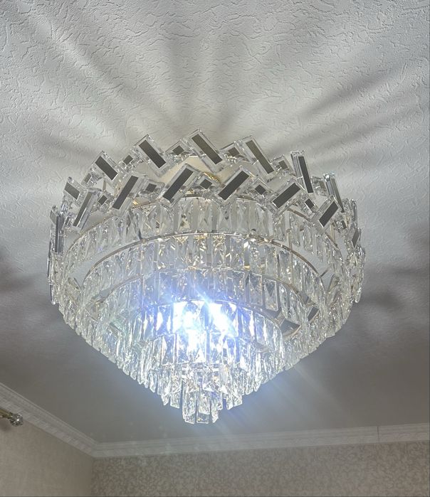 Люстра хрустальная