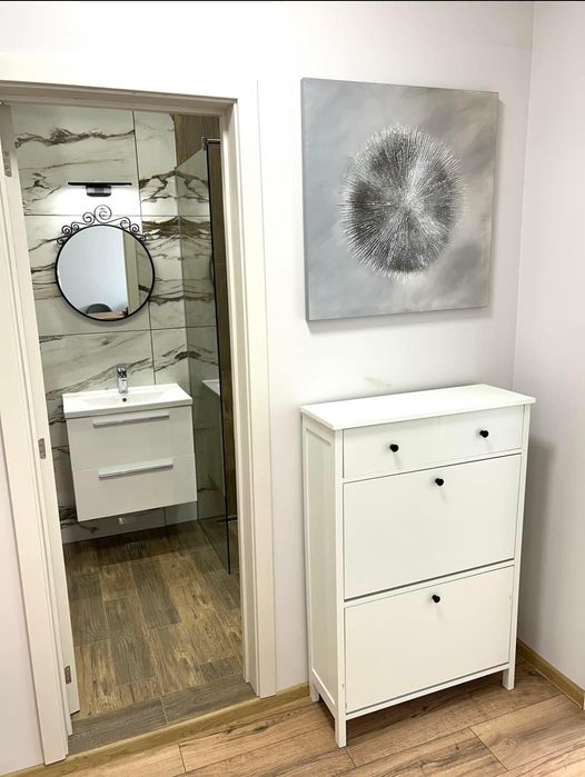 Дава се под наем Двустаен апартамент в Пловдив, Център - 85 кв.м за 440 € - Снимка #2