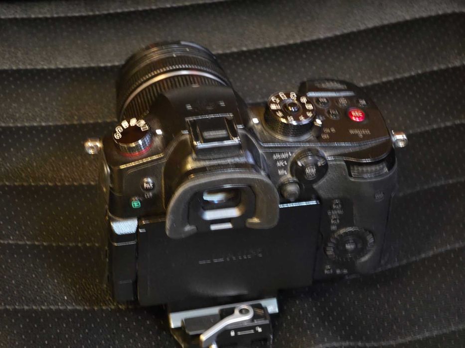 Фотоаппарат Panasonic Lumix DC-GH5S