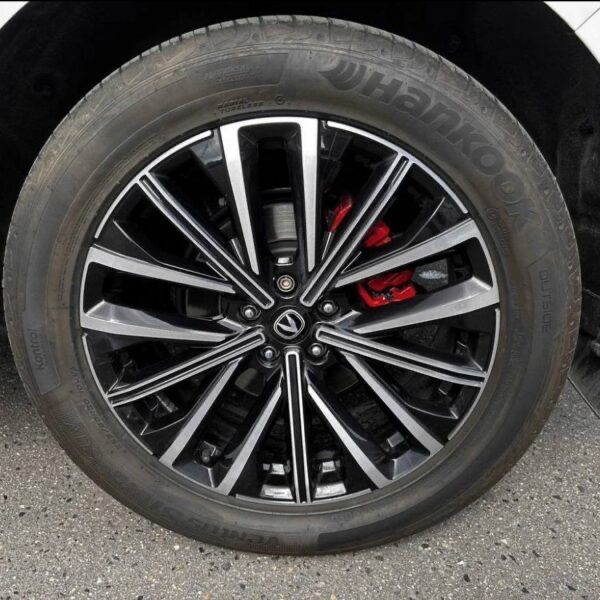 Резина с дисками на Чанган Юни-К