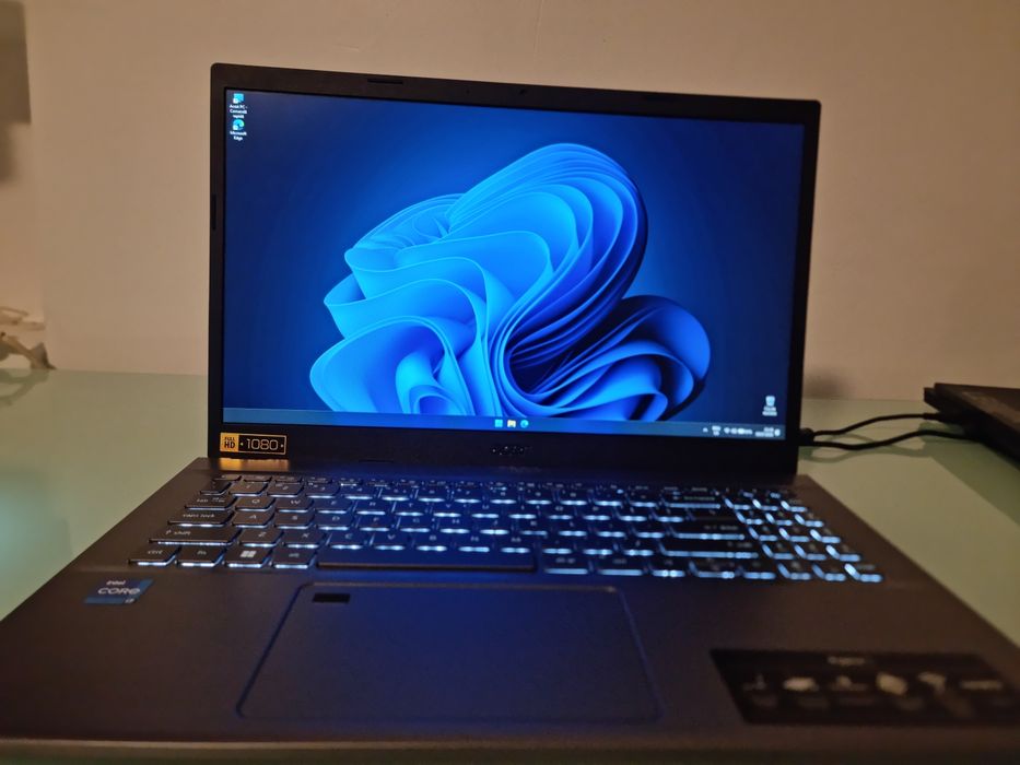 Laptop Acer office