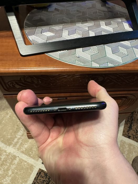 Продам или обменяю iphone 7 plus