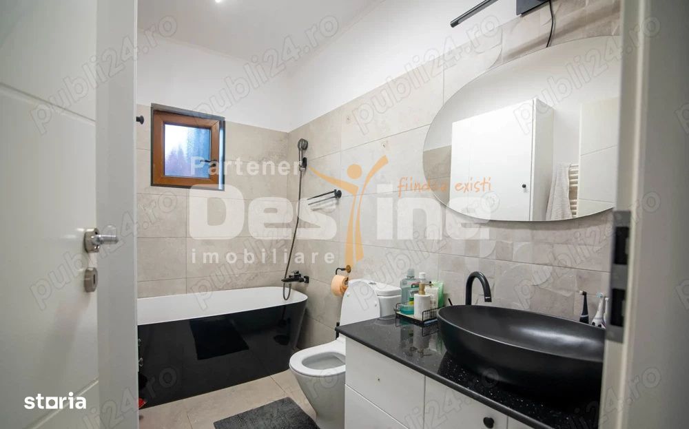 Oferim spre vanzare duplex despartit prin camera tehnica