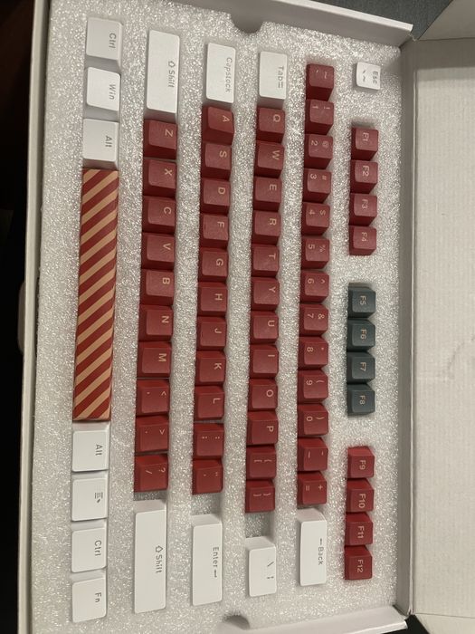 Tastatura mecanica qwertykey