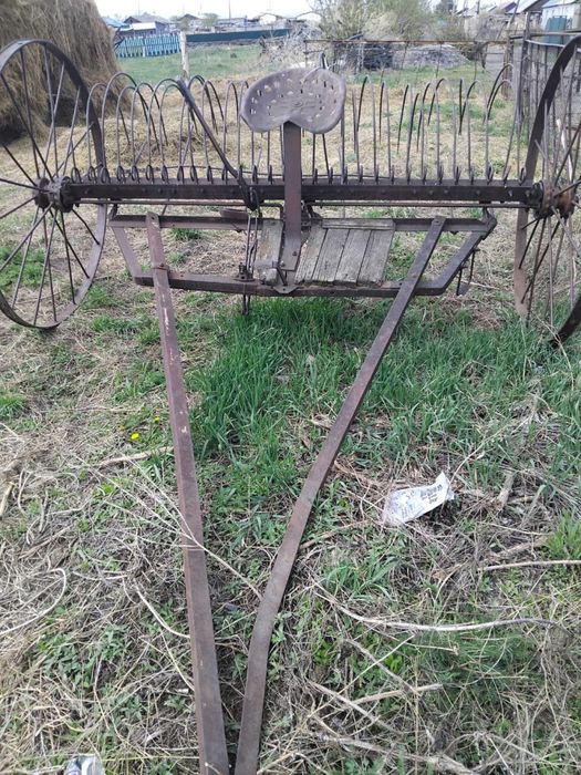 Продам трактор за 2,000,000 возможен торг