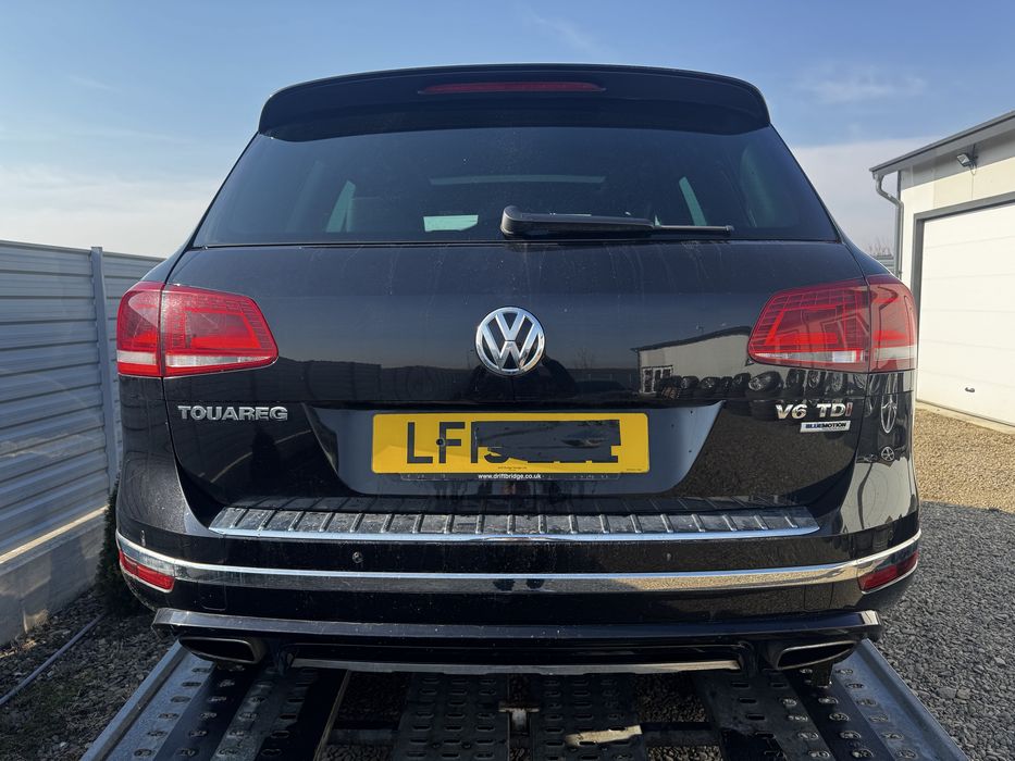Dezmembrez Touareg 7p facelift 3.0 tdi cvv euro 6 r line plafon negru