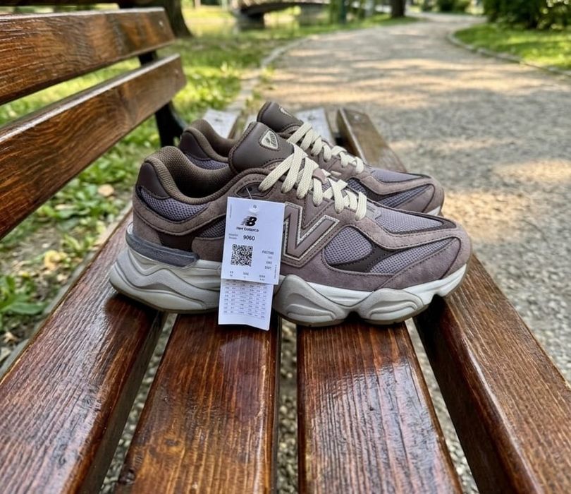 Adidasi New Balance 9060 Mushroom - Model Unisex