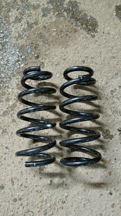 Амортизатор и пружина