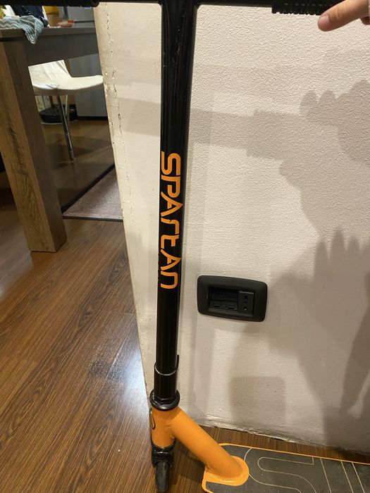 SPARTAN Trotineta , Negru/Portocaliu, varsta 7+