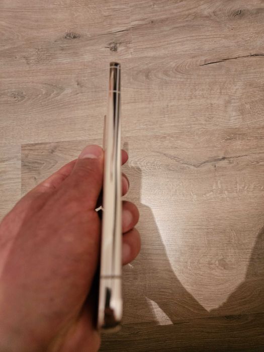 Продаю Samsung S22+ в идеальном состоянии