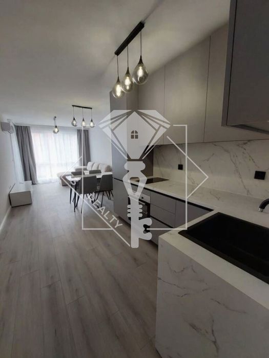 Продава се Двустаен апартамент в Пловдив, Гагарин - 75 кв.м за 2000 €/кв.м - Снимка #1