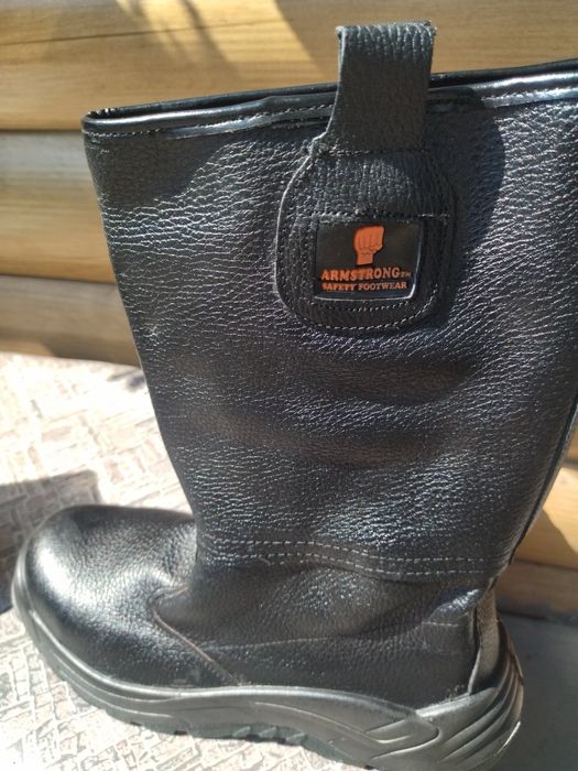 Сапоги кожаные новые