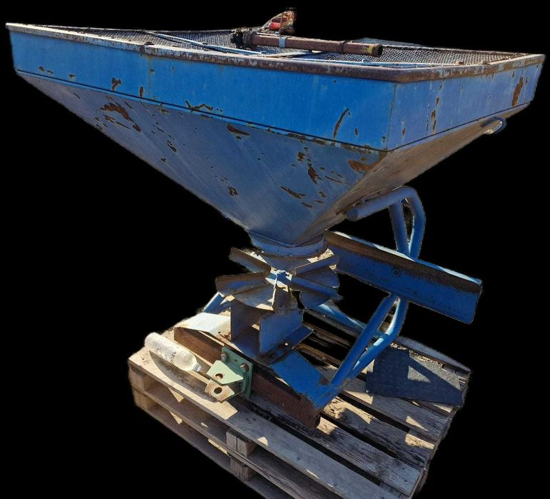 Distribuitor de ingrsamant Masina de imprastiat azot MIG