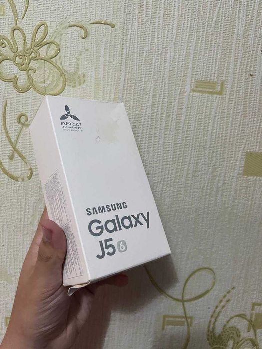 Смартфон samsung galaxy j5