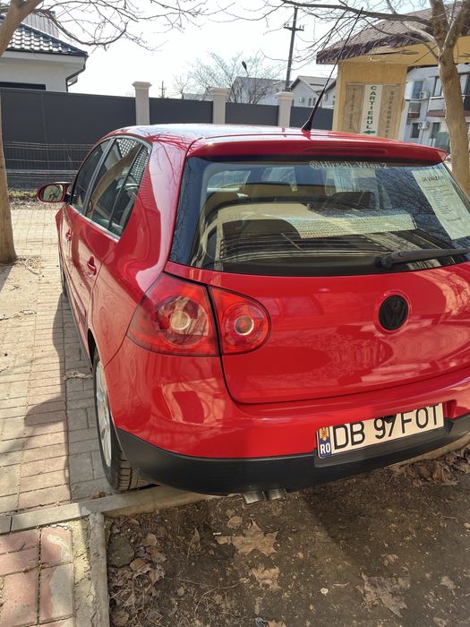 De vanzare golf5!!!