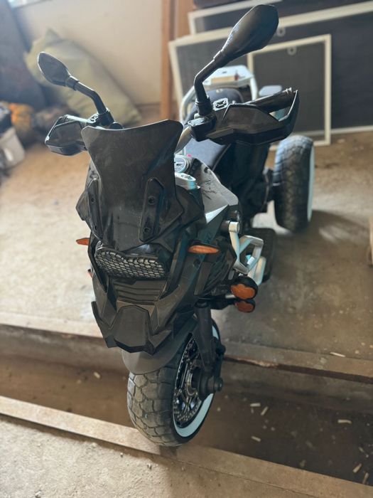 Продам машинки на пульт управление