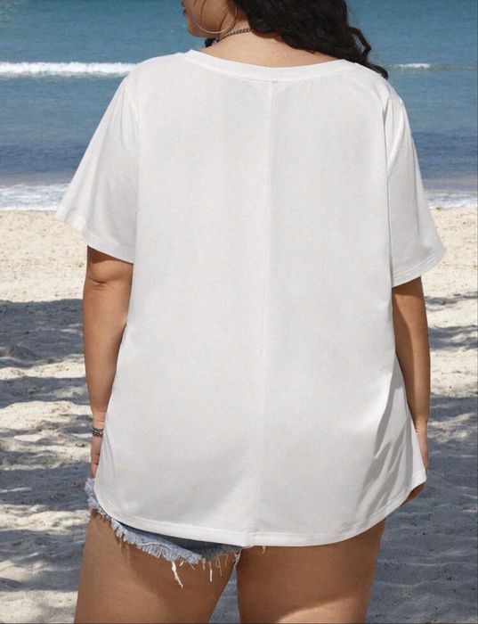 Бяла тенсика с надпис. Размер EU 56/58