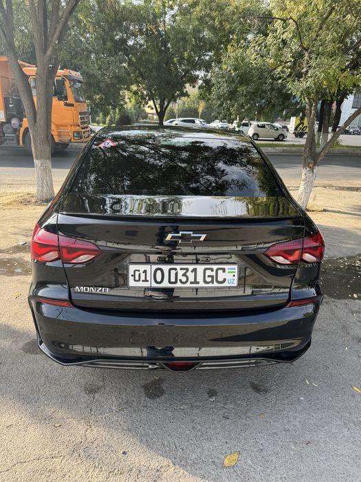 Monza 2023 tozza kraska 1 qol salondan