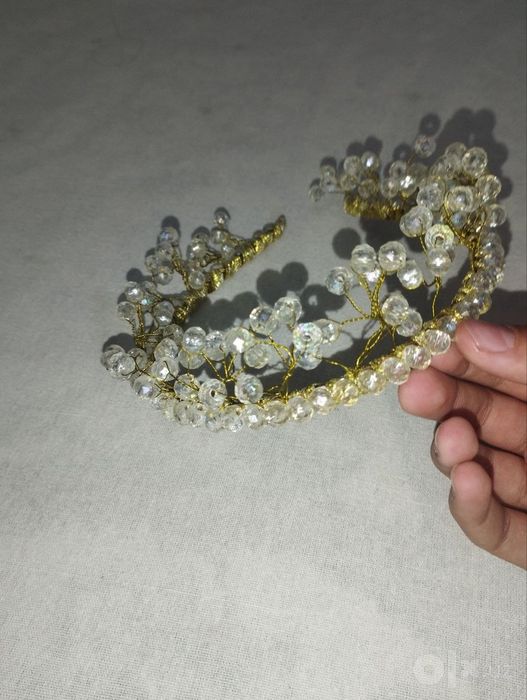 Diadema.Kelin va qizlar uchun chiroyli va nafis diademalar.100% YAN