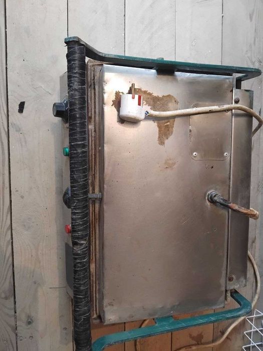 Pul kerakligi uchun Choyxonadagi Toster Sotiladi